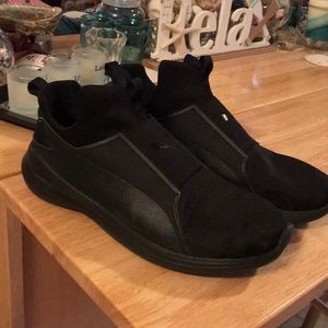 Puma black shiny and mat finishes